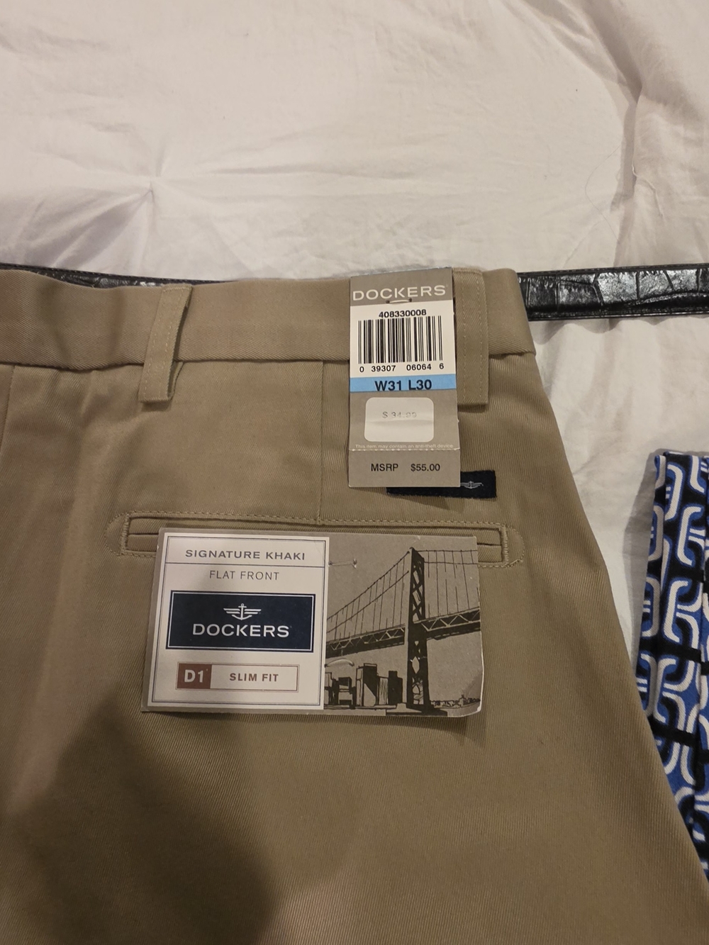 Dockers D1 Slim Fit Signature Khaki Chinos - Khaki/Tan